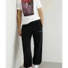 Caravaggio Arrows T-shirt- Off-White