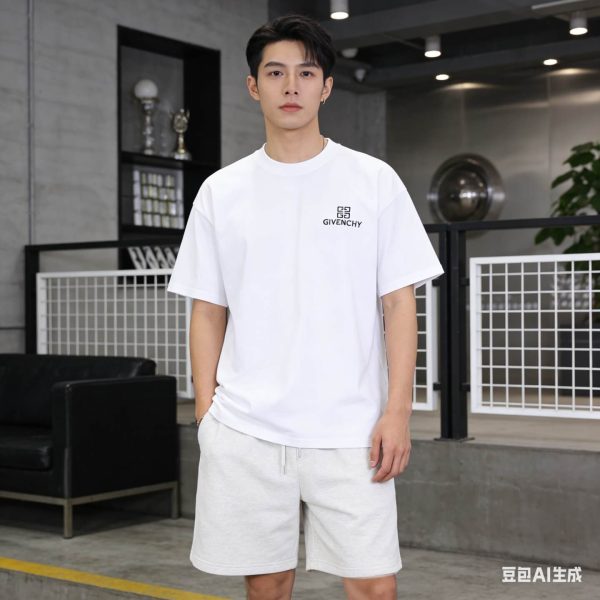 Givenchy Distressed Logo T-Shirt- White