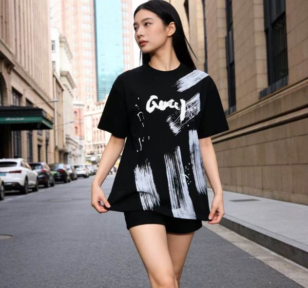 Gucci Brushstroke Logo T-shirt – Black