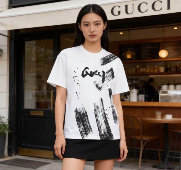 Gucci Brushstroke Logo T-shirt – White