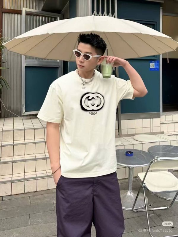 Gucci Interlocking Sprayed Logo T-Shirt- White