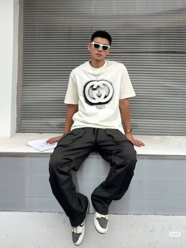 Gucci Interlocking Sprayed Logo T-Shirt- White