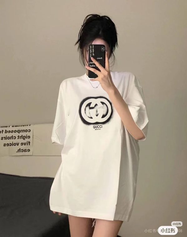 Gucci Interlocking Sprayed Logo T-Shirt- White