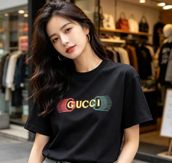 Gucci Logo-Print Cotton-Jersey T-Shirt- Black (4) Gucci Logo-Print Cotton-Jersey T-Shirt- Black