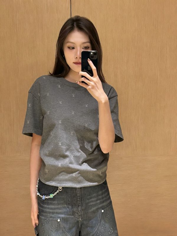 Louis Vuitton Blason Embroidered Short-Sleeved Crewneck- Grey