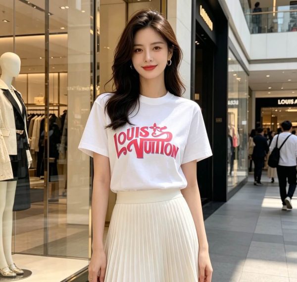 Louis Vuitton Signature Print T-Shirt- White