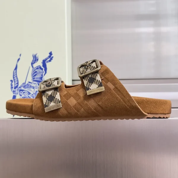 Burberry Urchin Brown Suede Men's Sandal with Plaid