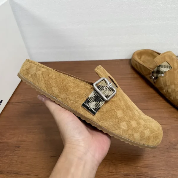 Burberry Urchin Jute Beige Suede Slide