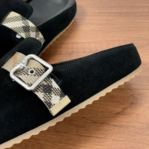 Burberry Urchin Men's Black Suede Slide with B-Buckle
