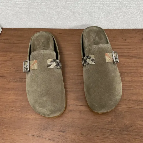 Burberry Urchin Men's Suede Slide with Iconic Check
