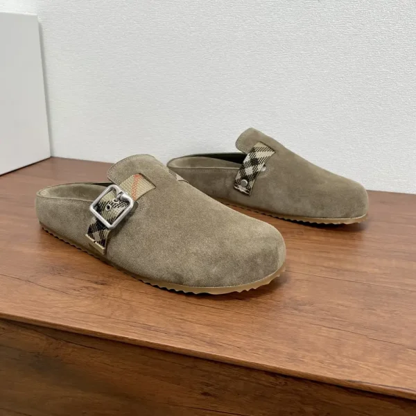 Burberry Urchin Men's Suede Slide with Iconic Check