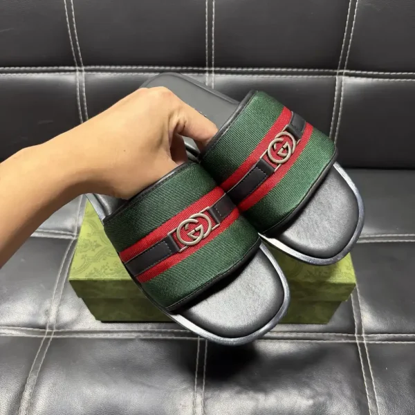 Gucci Men's Rubber Slide - Anti-Slip Design