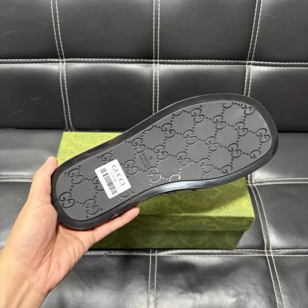 Gucci Men's Slide in Blue GG Fabric with Rubber Sole
