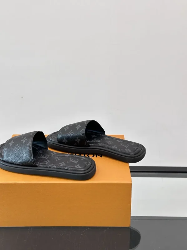 Louis Vuitton Monogram LV Easy Mules Black Leather Slide