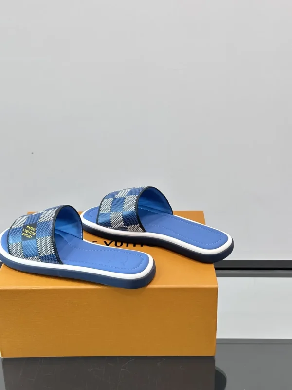 Louis Vuitton Pool Pillow Men's Blue Canvas Slide