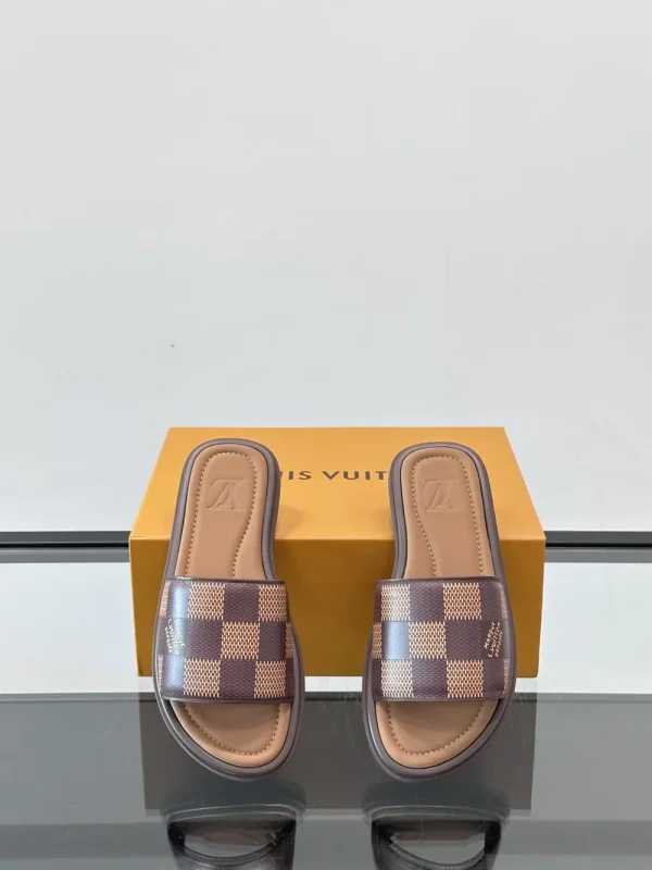 Louis Vuitton Men's Damier Ebene Slide