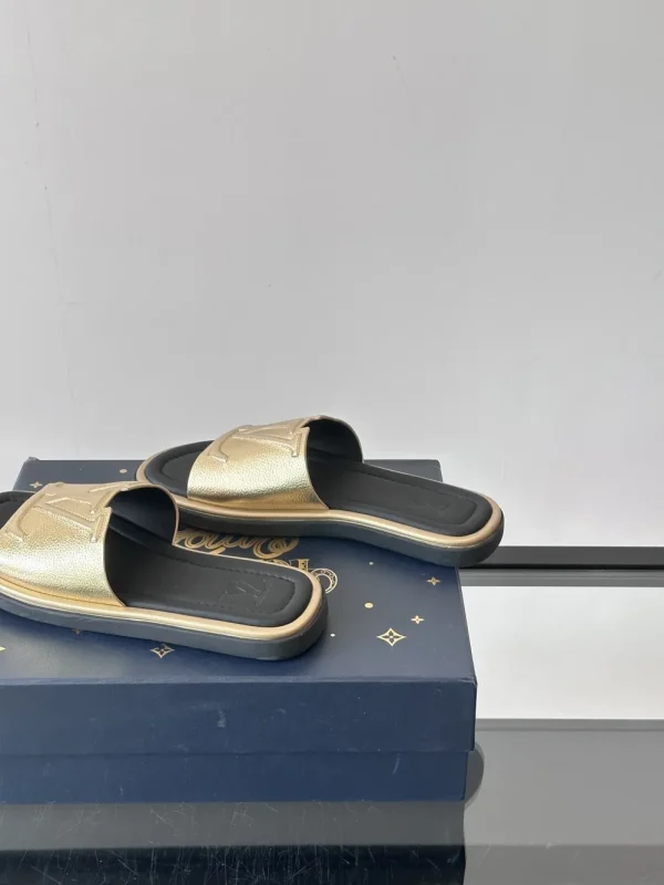Louis Vuitton Sunbath Men's Gold Leather Slide