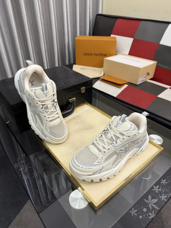 Louis Vuitton LV Tatic Runner Men's Silk Cowhide Sneaker