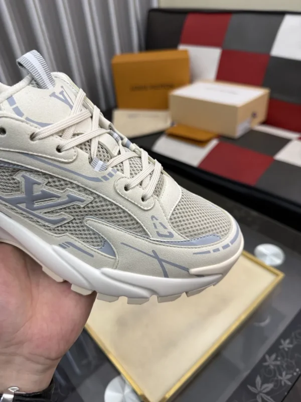 Louis Vuitton LV Tatic Runner Men's Silk Cowhide Sneaker