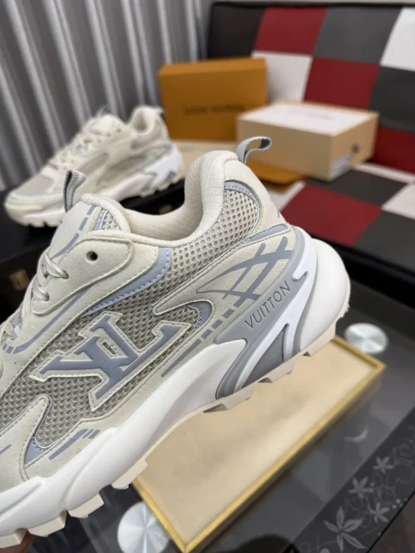 Louis Vuitton LV Tatic Runner Men's Silk Cowhide Sneaker