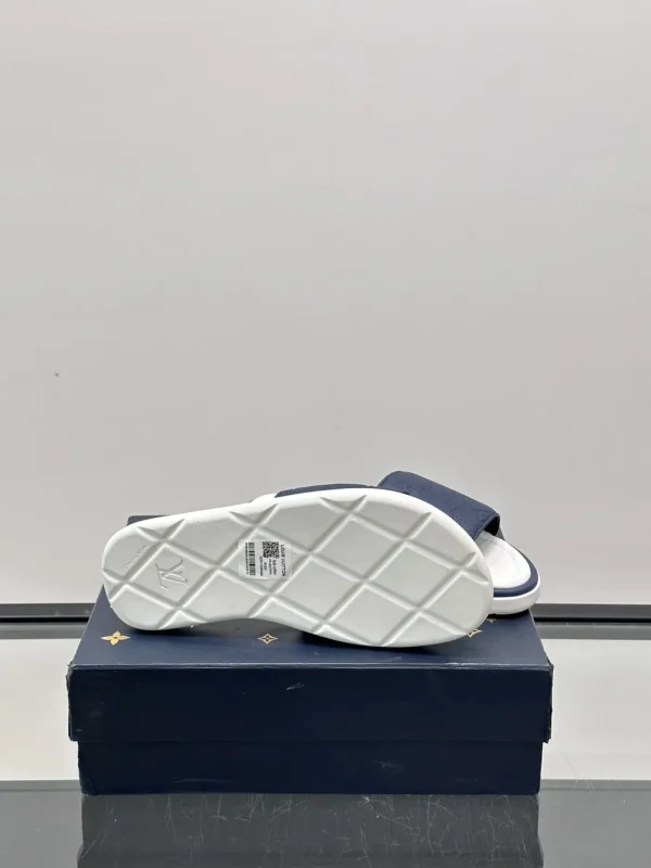 Louis Vuitton Men's Pool Pillow Slide Beige