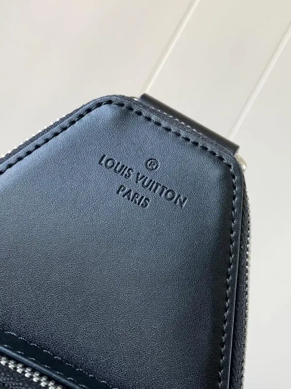 Louis Vuitton Men's Sling Bag - Boutique Material