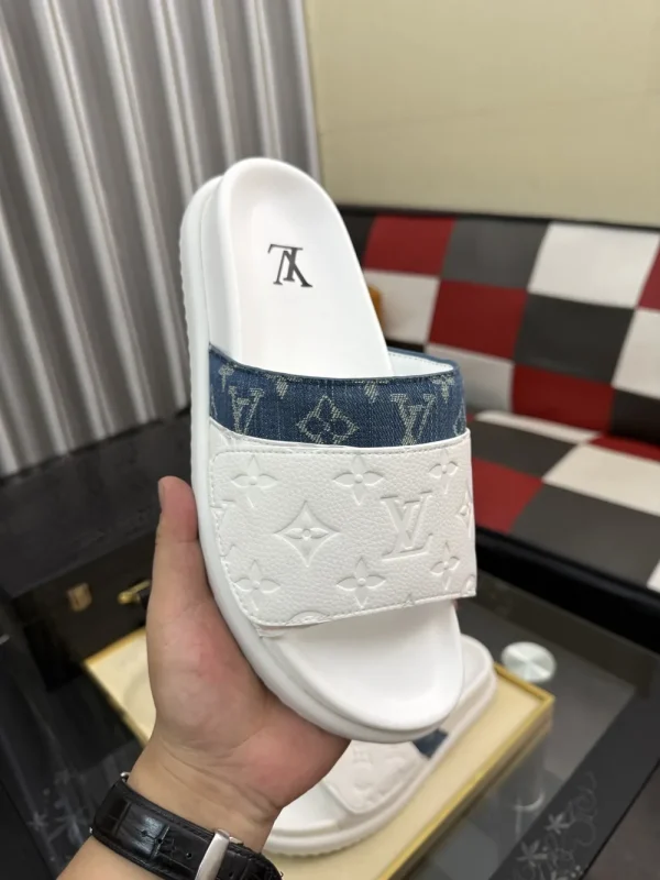Louis Vuitton Miami Mule Men's White Cowhide Slide