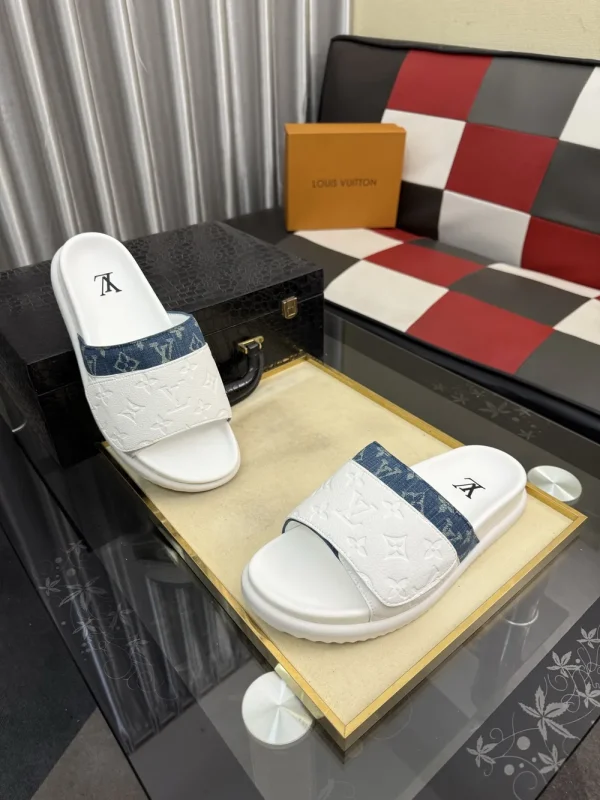 Louis Vuitton Miami Mule Men's White Cowhide Slide