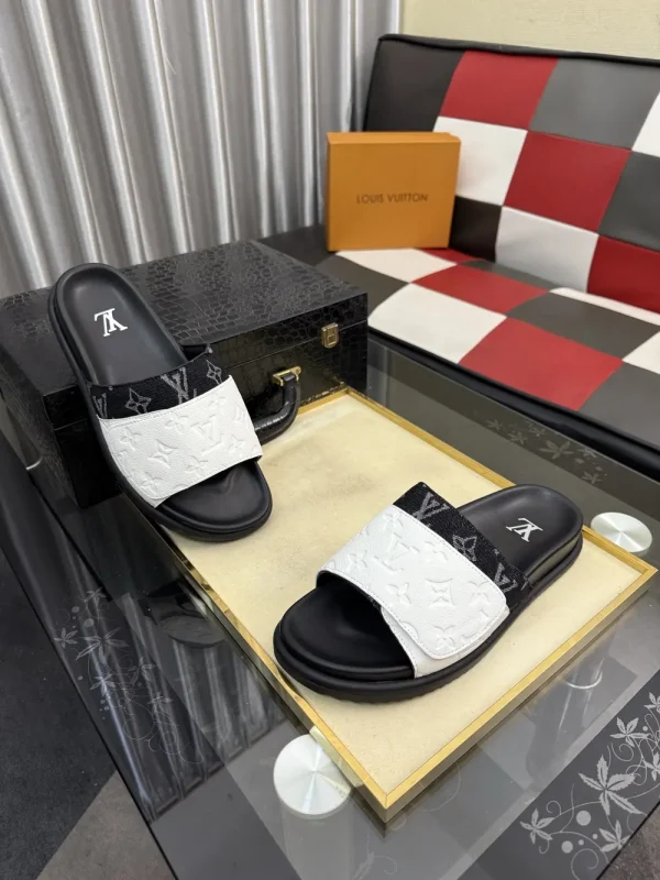 Louis Vuitton Miami Mules - High-End Cowhide Slide