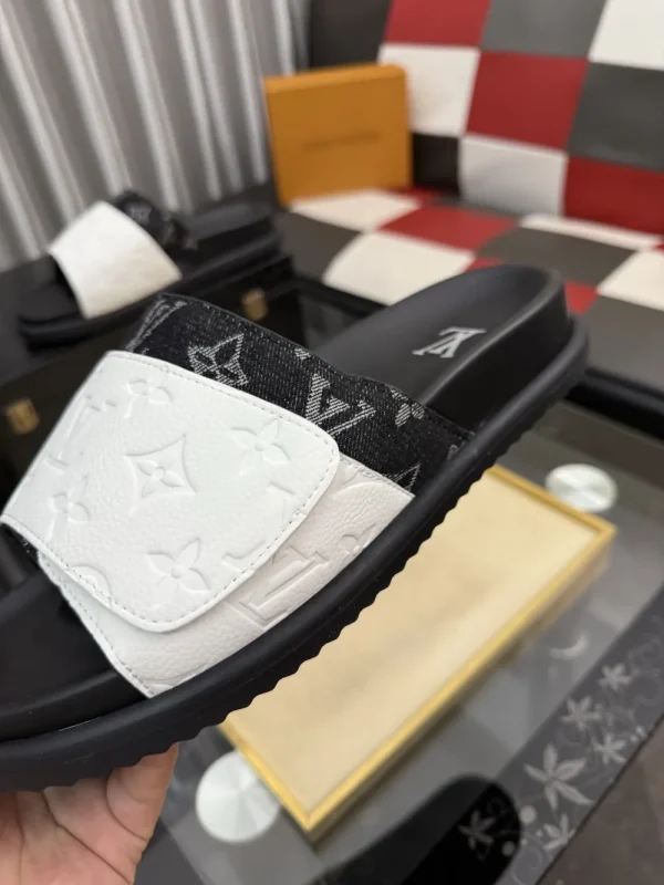 Louis Vuitton Miami Mules - High-End Cowhide Slide