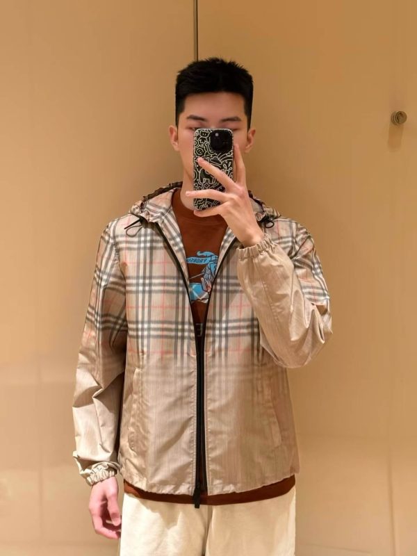 Burberry Gradient Check Newport Hooded Jacket- Sand beige