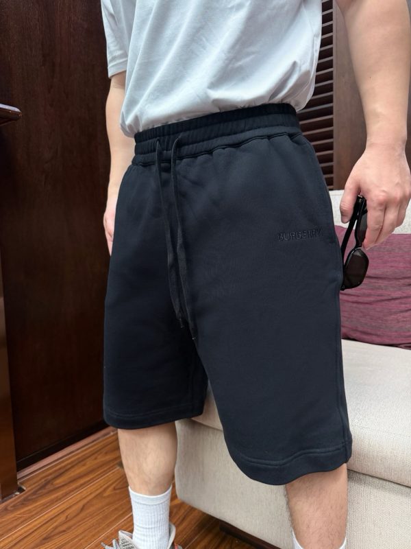 Burberry Logo Cotton Shorts- Black (1) Burberry Logo Cotton Shorts- Black