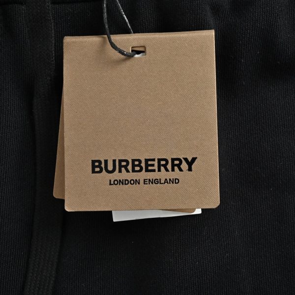 Burberry Logo Cotton Shorts- Black (4) Burberry Logo Cotton Shorts- Black