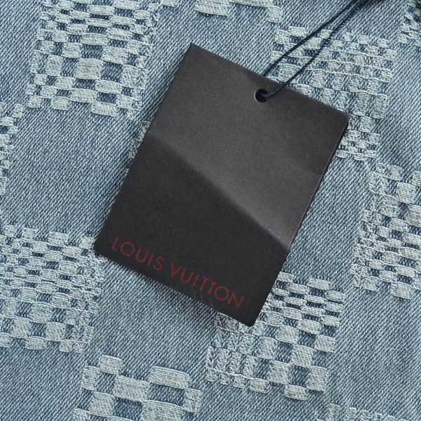 Louis Vuitton Damier 3D Light Denim Short-Sleeved Shirt- Indigo (5) Louis Vuitton Damier 3D Light Denim Short-Sleeved Shirt- Indigo