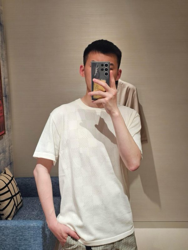Louis Vuitton Damier patterned T-shirt- Cream