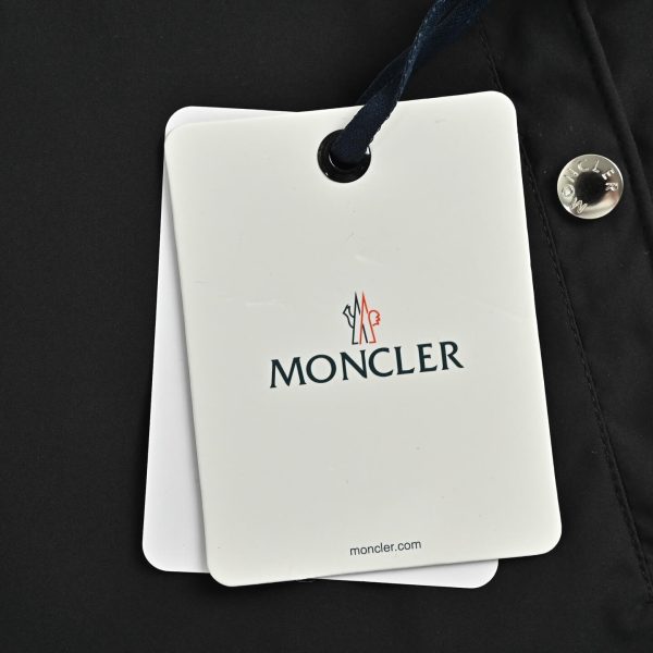 Moncler Grimpeurs Hooded Jacket- Black