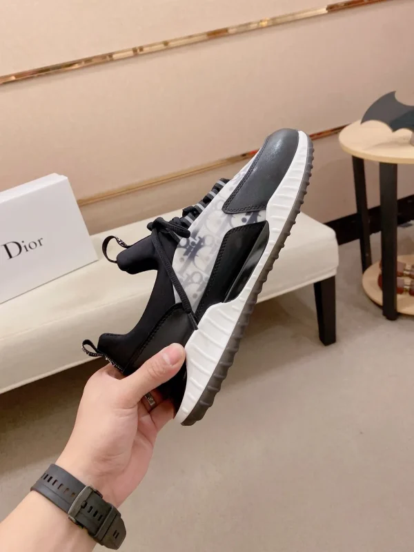Dior B25 Runner Men's Black Suede Sneaker