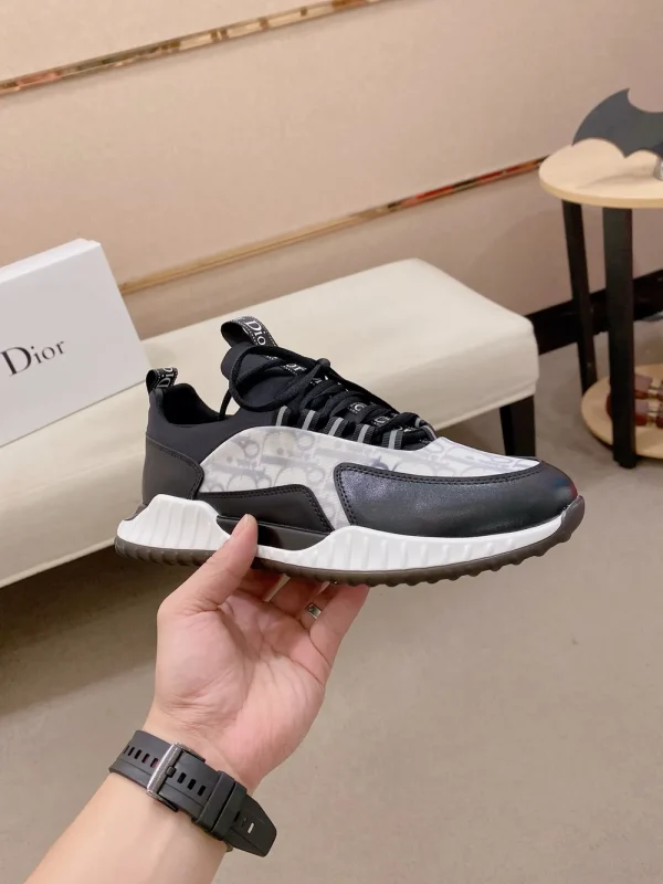 Dior B25 Runner Men's Black Suede Sneaker