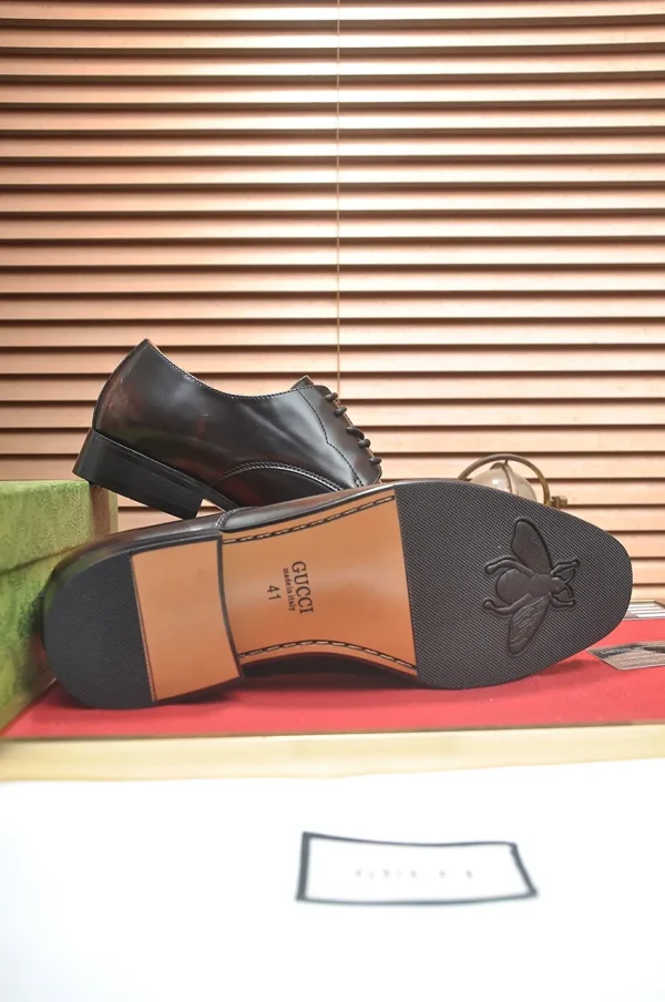 Gucci Men's Black Leather Derby with Cowhide Lining