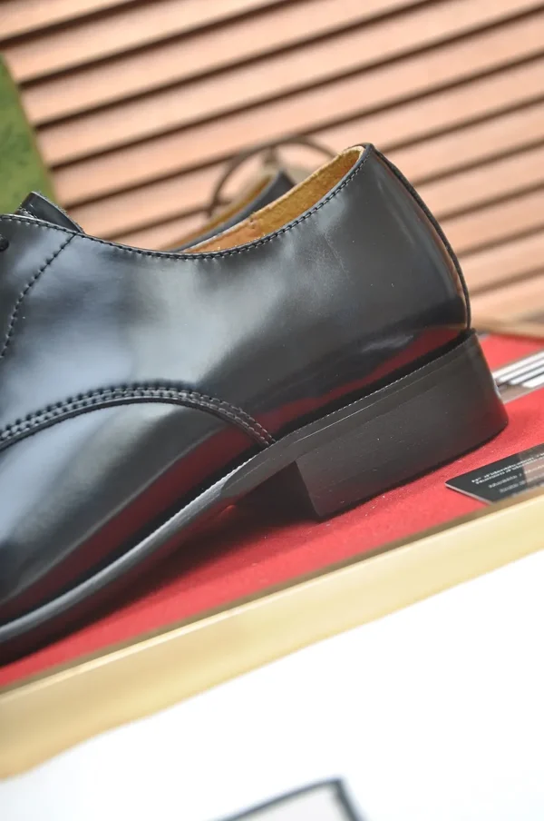 Gucci Men's Leather Logo Oxford - European Craft