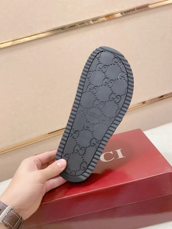 Gucci New Sol Mule Men's Black Canvas Slides