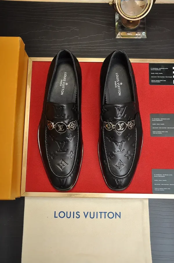 louis-vuitton-major-loafer-black-leather-overhead-view-1 Louis Vuitton Major Loafer Men's Black Leather