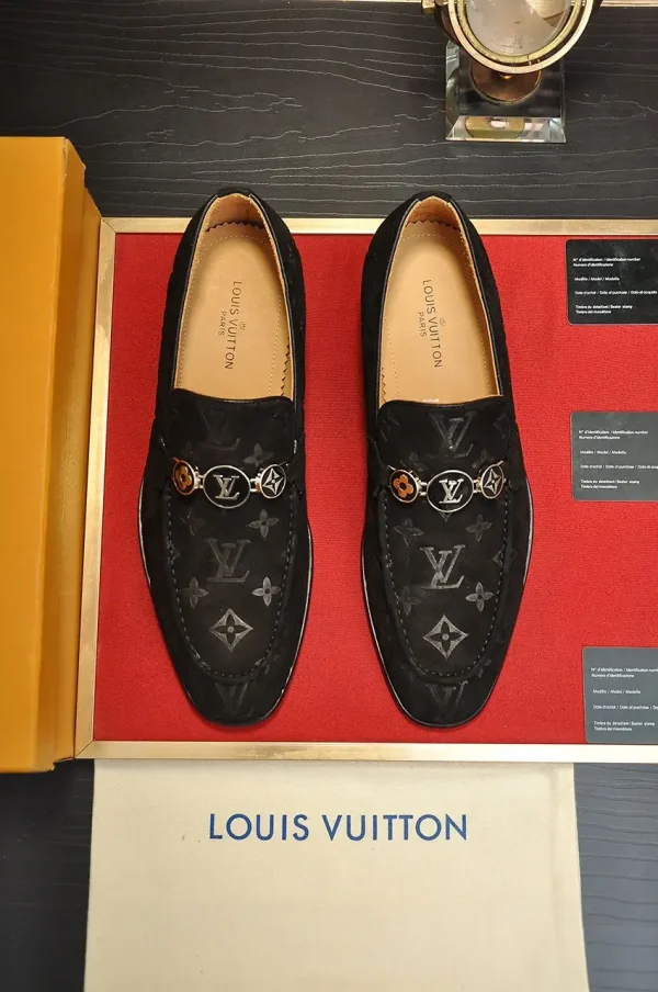 Louis Vuitton Major Loafer Men's Black Leather