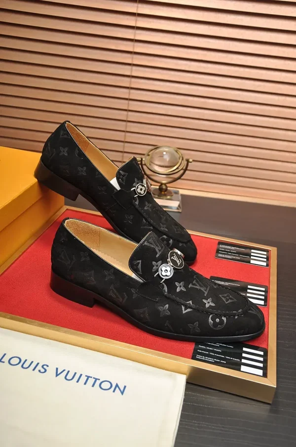 Louis Vuitton Major Loafer Men's Black Leather