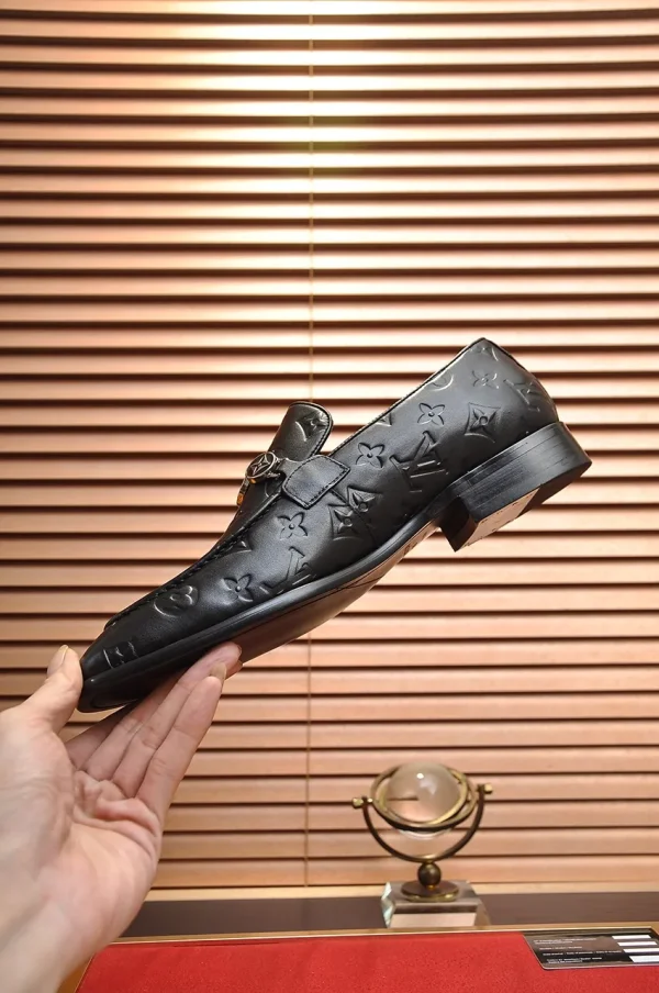 louis-vuitton-major-loafer-black-leather-side-view-3-1 Louis Vuitton Major Loafer Men's Black Leather