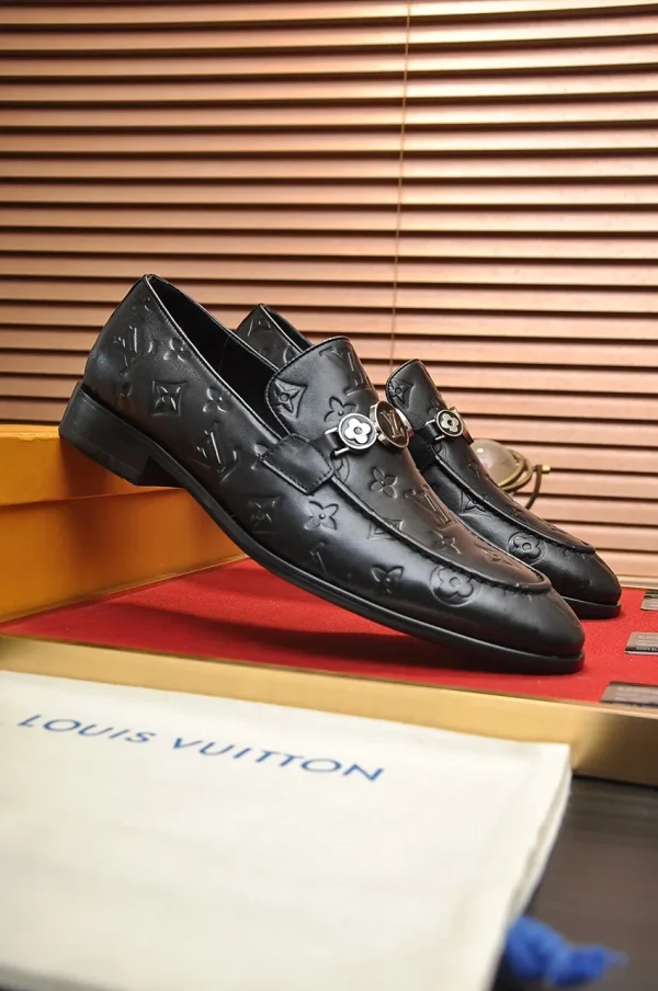 louis-vuitton-major-loafer-black-leather-side-view-5-1 Louis Vuitton Major Loafer Men's Black Leather