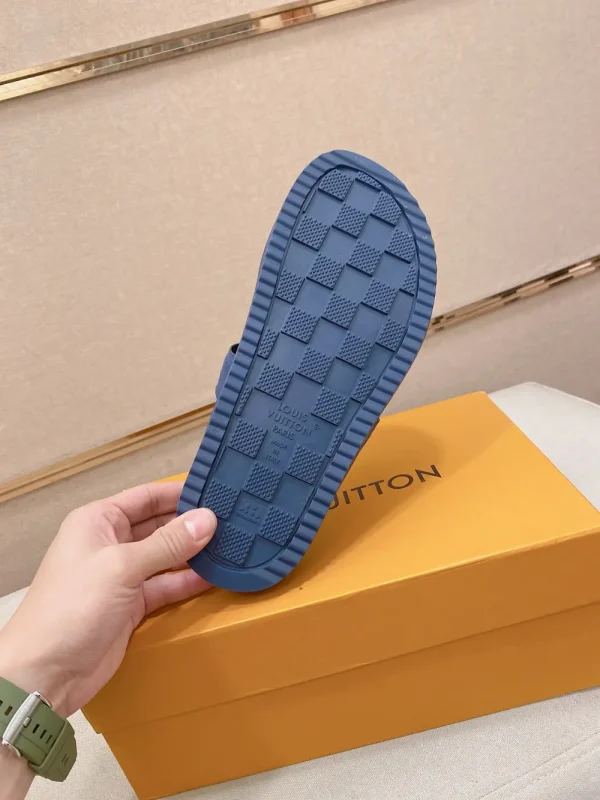 louis-vuitton-oasis-mule-black-leather-slide-sole-view Louis Vuitton Oasis Mule Black Leather Slide - Comfort Redef