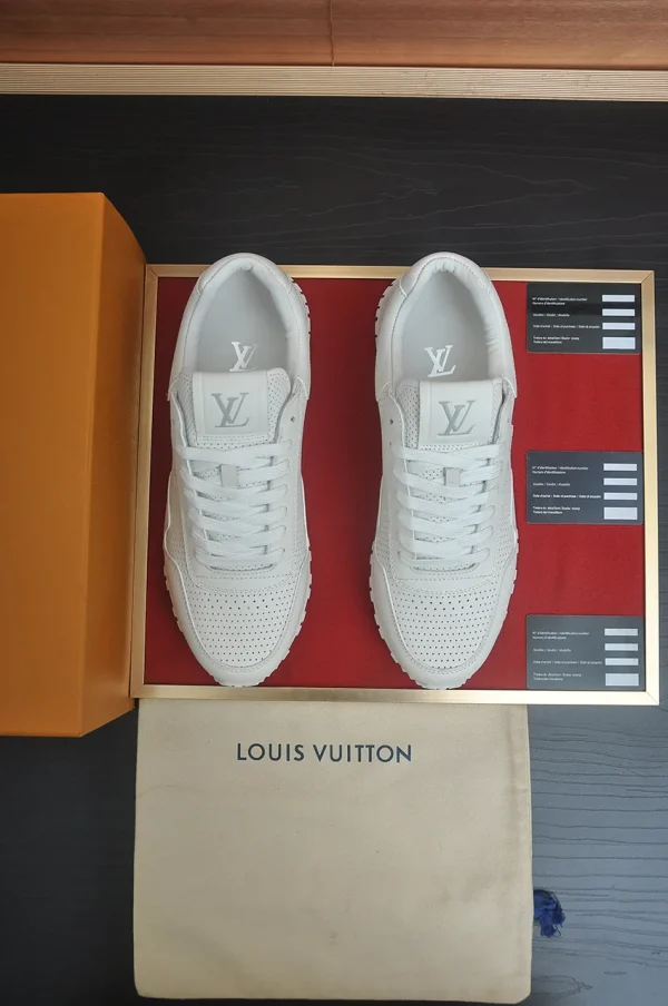Louis Vuitton Men's White Leather Sneaker - Run Away