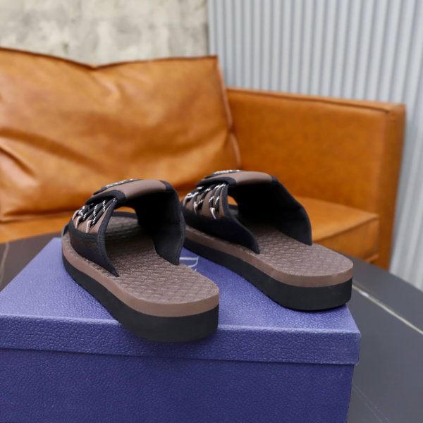 Dior Aqua Mule – Brown Padded Technical Fabric & Grained Calfskin