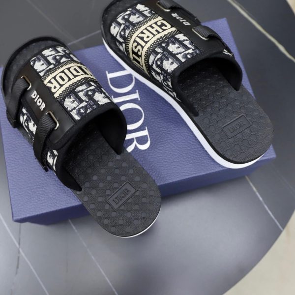 Dior Aqua Mule – Navy Blue & Beige Dior Oblique Jacquard (4) Dior Aqua Mule – Navy Blue & Beige Dior Oblique Jacquard